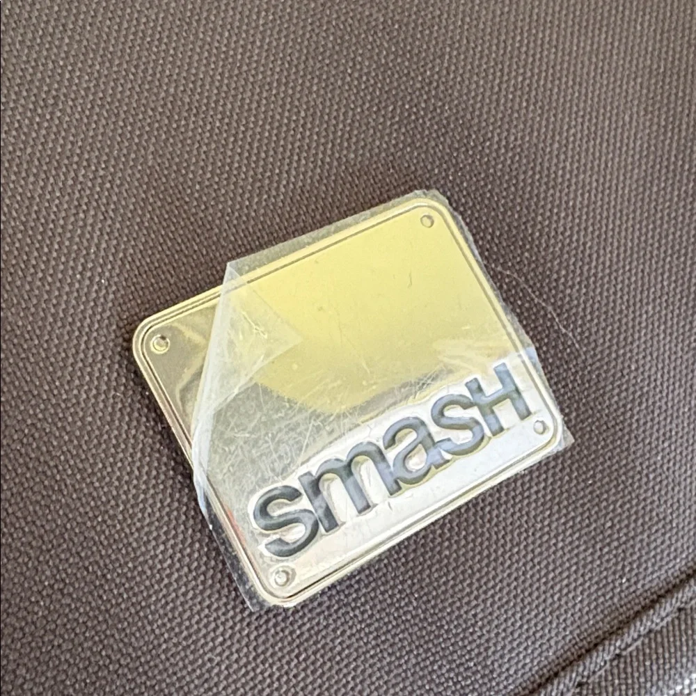 Smash NWT Gray Poly Vertical Slim Laptop Messenger Bag